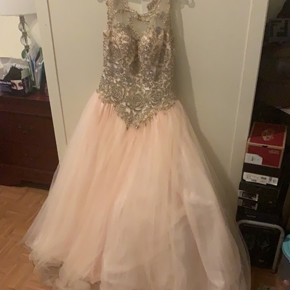 Sweet 16th gowns - Picture 3 of 6